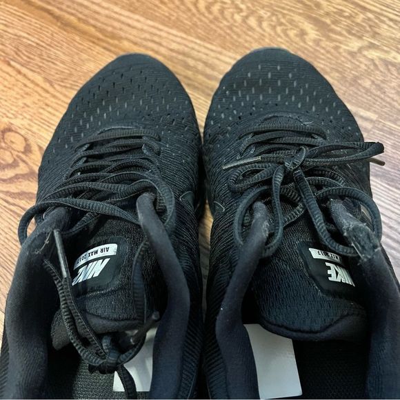 Nike Air Max 2017 Triple Black Running Shoes - Size 11 - Picture 11 of 14